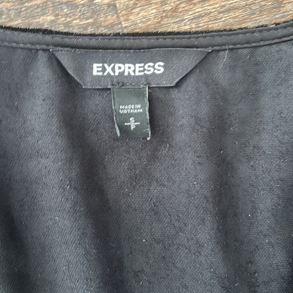 Express Velvet Top - Picture 3 of 7